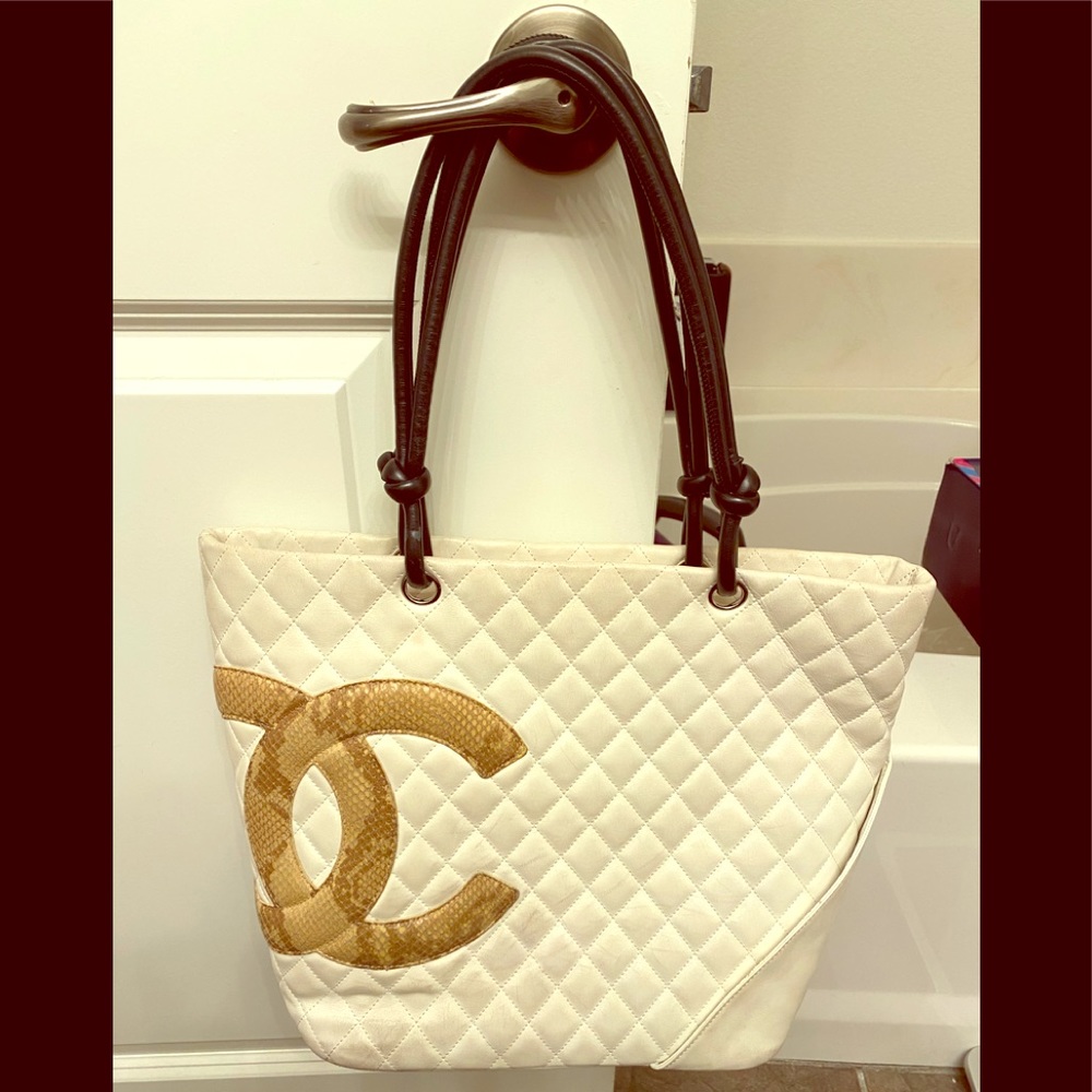 💯 Chanel White Cambon w/ Cobra Quilted Multi Tote